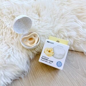 Moyuum Macaron Silicone Pacifier